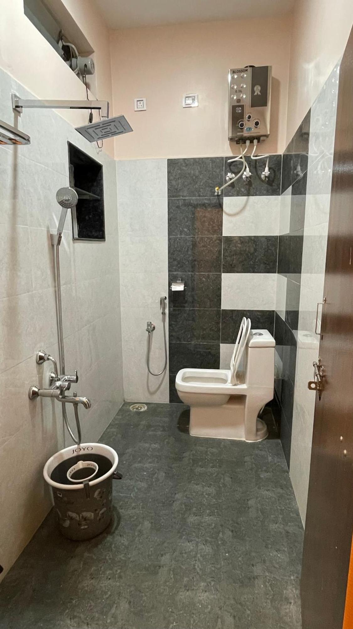 Mamatha Guest Inn Hampi Ngoại thất bức ảnh